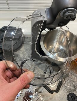 Bosch MUM 58M59 1000w kuchynsky robot - 2