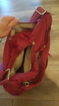 taška,/kabelka s mnohými priečinkami - 2