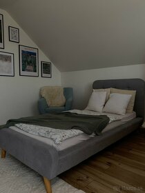 Jednolôžková čalúnená posteľ 90x200 cm - 2