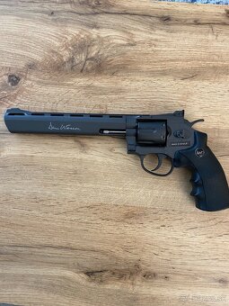 Vzduchový revolver Dan Wesson 8 - 2
