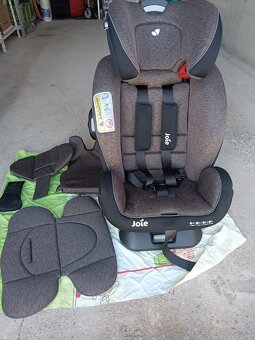 Predám sedačku Joie Universal 0-36kg - 2