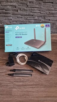 LTE Wifi TP-Link Archer MR200 + Poynting anténa XPOL-2-5G - 2