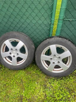 Predám letne kolesa na diskoch na huyndai i30 185/65 r 15 - 2
