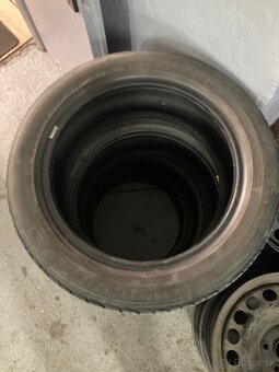 195/50R15 - 2