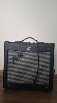 Kombo Fender Mustang 1 - 2