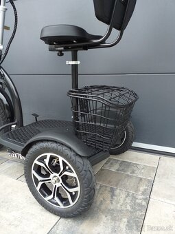Elektrická tříkolka pro seniory 800 W, baterie 20 AH - 2