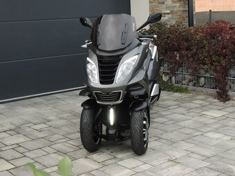 PEUGEOT METROPOLIS 400 2014 ,,B" vodičák - 2