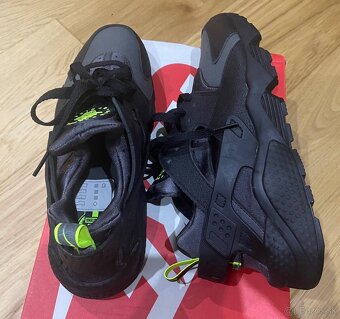 Nové Nike Huarache originál,unisex,41 - 2