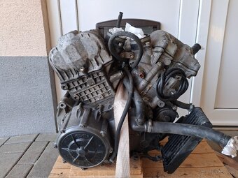 APRILIA 1000 CAPONORD  2001 - 2