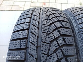 zimne pneu 235/40 R18 - 2
