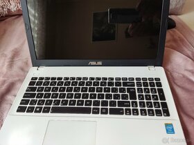 Predám Notebook Asus X551C - 2