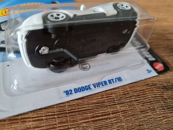 Treasure Hunt Dodge Viper a Ferrari Stradale - 2