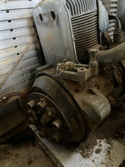 Motor Slavia 1d90 - 2
