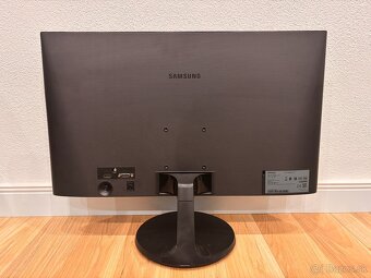 Samsung monitor - 2