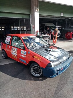 Suzuki swift gti - 2