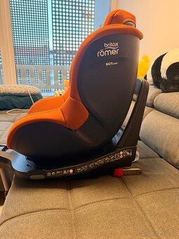 Sedacka Britax Römer Dualfix M i-Size - 2