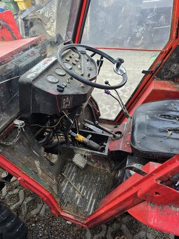 Traktor MT8-050 prerobeny - 2