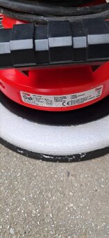 Leštička na auto - 2