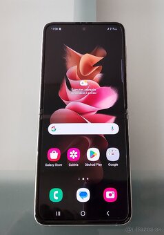 Samsung Galaxy Z Flip 3 - 2