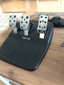 Logitech G29 + pedále + radiaca páka - 2