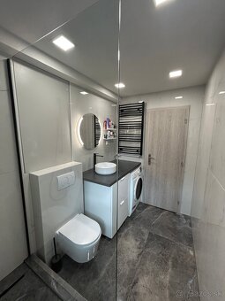 3-izbový klimatizovaný byt v centre mesta Partizánske - 2