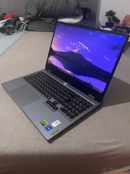 Lenovo LOQ 15IRX9 Luna Grey - záruka - 2