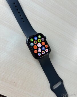 Apple Watch 8 45mm - 2