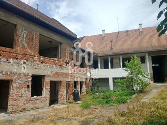 Ponúkame na predaj nehnuteľnosť v centre mesta Bánovce nad B - 2