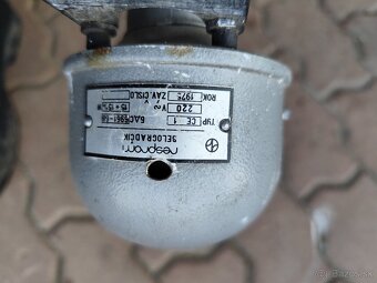 Predám starú ruskú sirénu/klaksón na .220V BELOGRAČIK - 2