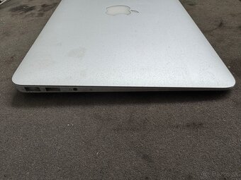 Apple MacBook air 11 - 2