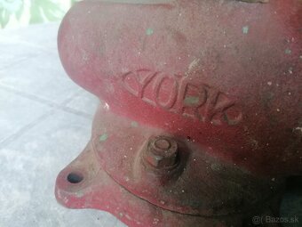 Zverák York 100 - 2