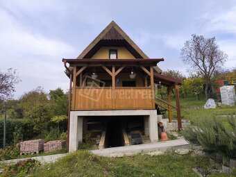 Predáme záhradu s peknou murovanou chatkou a terasou v … - 2