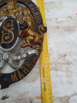 Liatinová ozdoba staré náradie - 2