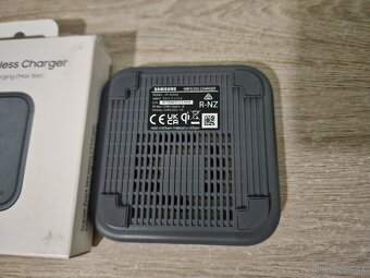 Samsung EP-P2400 - 2