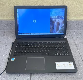 Asus X543U / Intel 4417U / 4GB RAM / 500GB HDD / 15.6" - 2