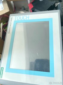 Opavujeme dotykové panely Siemens. - 2