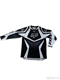 Dres a nohanice fox - 2