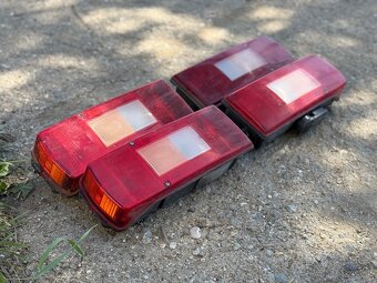 Zadné svetla Volvo - 2