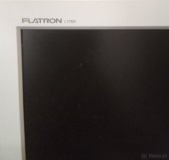 Monitor LG FLATRON, 17" - 2