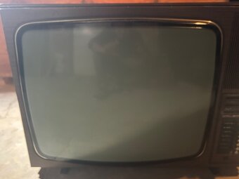 Predám zberateľský TV SALERMO - 2