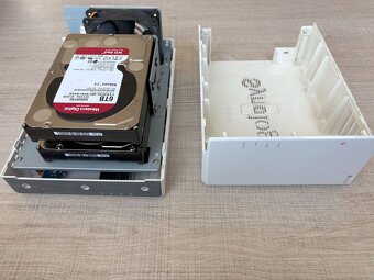 Predám Synology DS215j + 2x6TB WD - 2