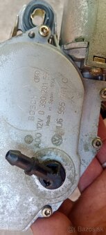 Golf 4 motorček stierača zadného okna - 2
