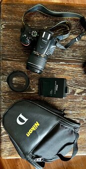 Nikon D5600, 18–140mm VR + 2x batéria a nabíjačka - 2