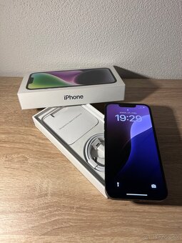 Apple iPhone 14 128GB, Temne atramentový - 2
