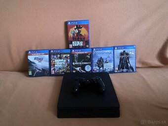 Predávam PS4 slim 500gb - 2