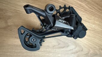 Prehadzovačka a radenie Shimano XT 12 rýchl. - 2