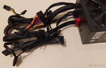 Zdroj 700W - 2