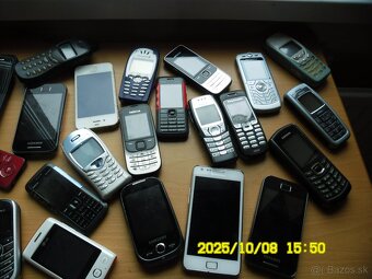 Stare mobilne telefony - 2