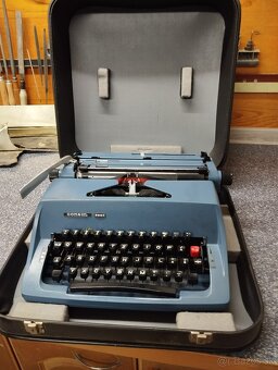 Písací stroj - 2