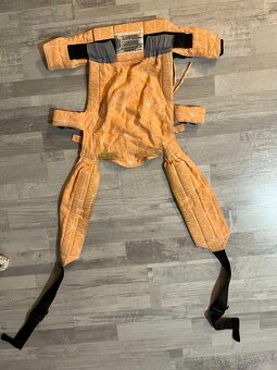 Lenka - detsky rastúci nosic - 2